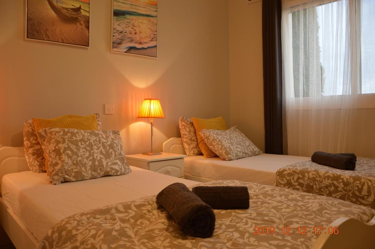 Luxury Apartment Paphos Exterior photo